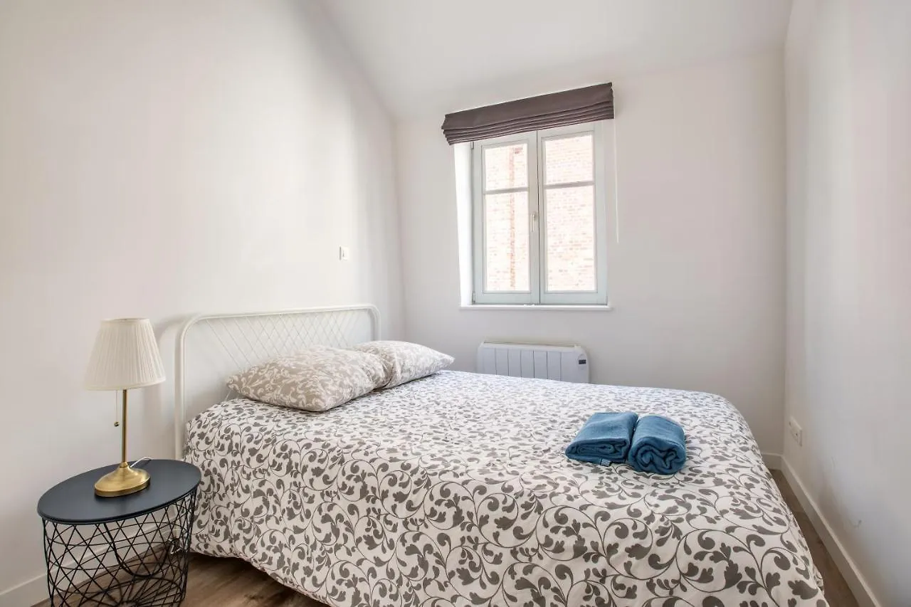 Lägenhet 3 Chambres Au Coeur Du Vieux Lille